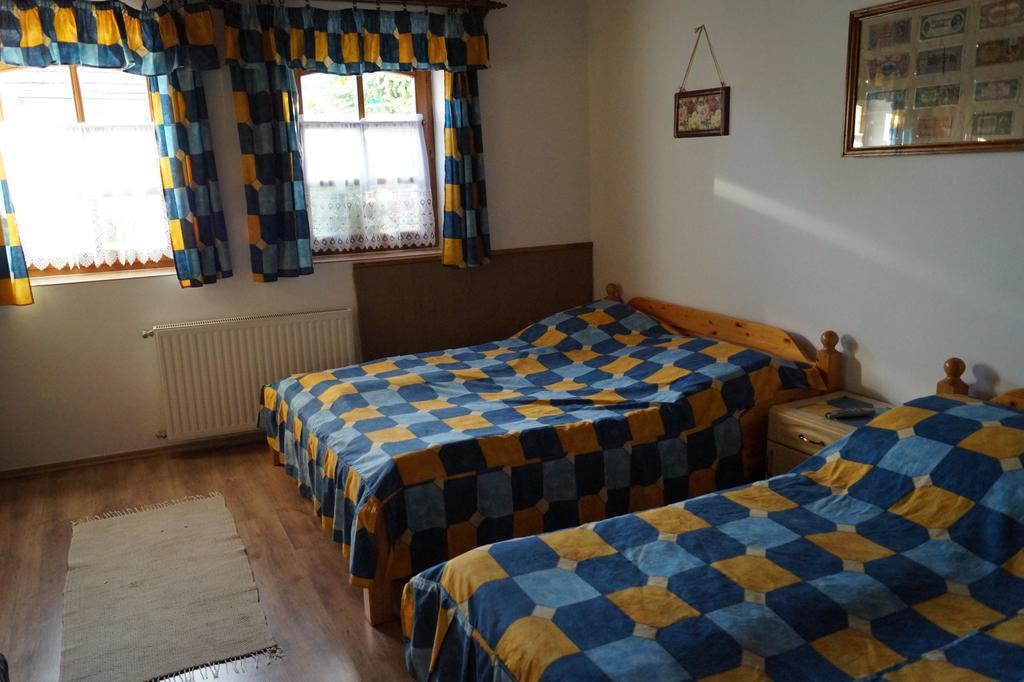 Cseresznyés Vendégház Szomolya Exterior foto
